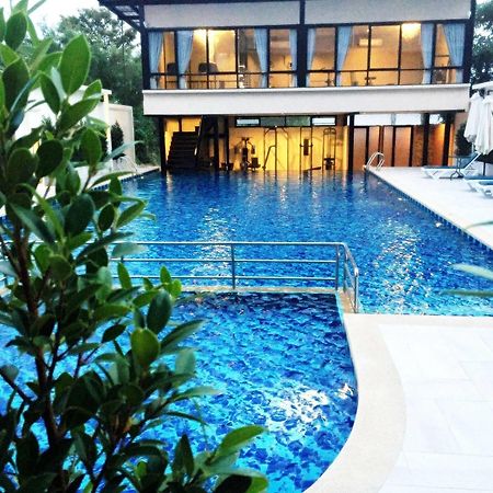 アヴァナ レム チャバン ブティック ホテル Ban Laem Chabang エクステリア 写真